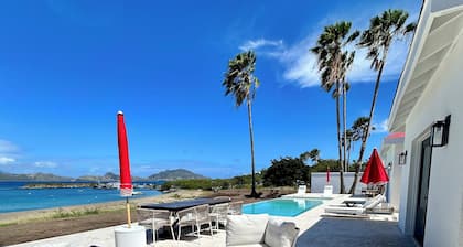 Brand New Beachfront 2-bedroom villa at Cades Bay, Chrishi Beach Club, Nevis