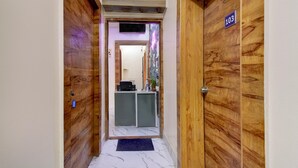 Unclassified image, 5 of 27, button - Hotel O Thergoan Formerly P1 Staycation (Pune)