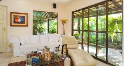 Excellent house in Itanhangá!