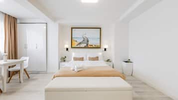 1 bedroom, desk, iron/ironing board, WiFi