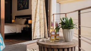 Biệt thự, 3 phòng ngủ, quang cảnh hồ bơi, cạnh bãi biển | Bộ đồ giường cao cấp, chăn bông, nệm cao su hoạt tính (memory foam) 