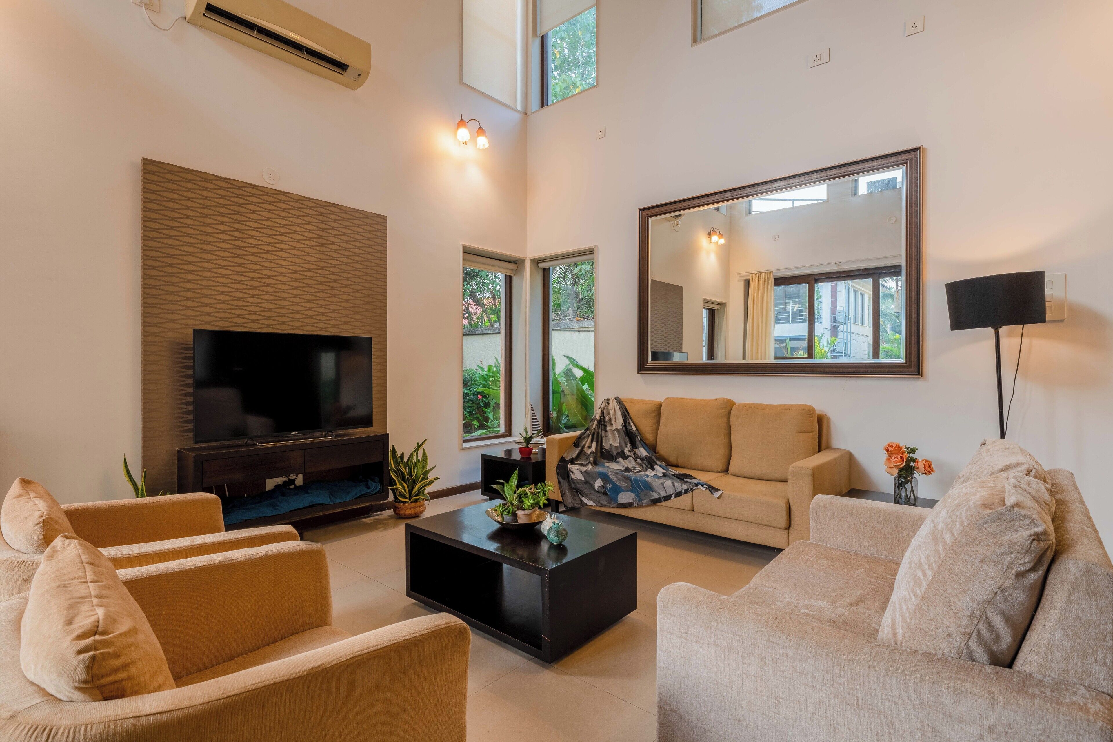 Villa, 3 Bedrooms, Pool View, Beachside | Living area