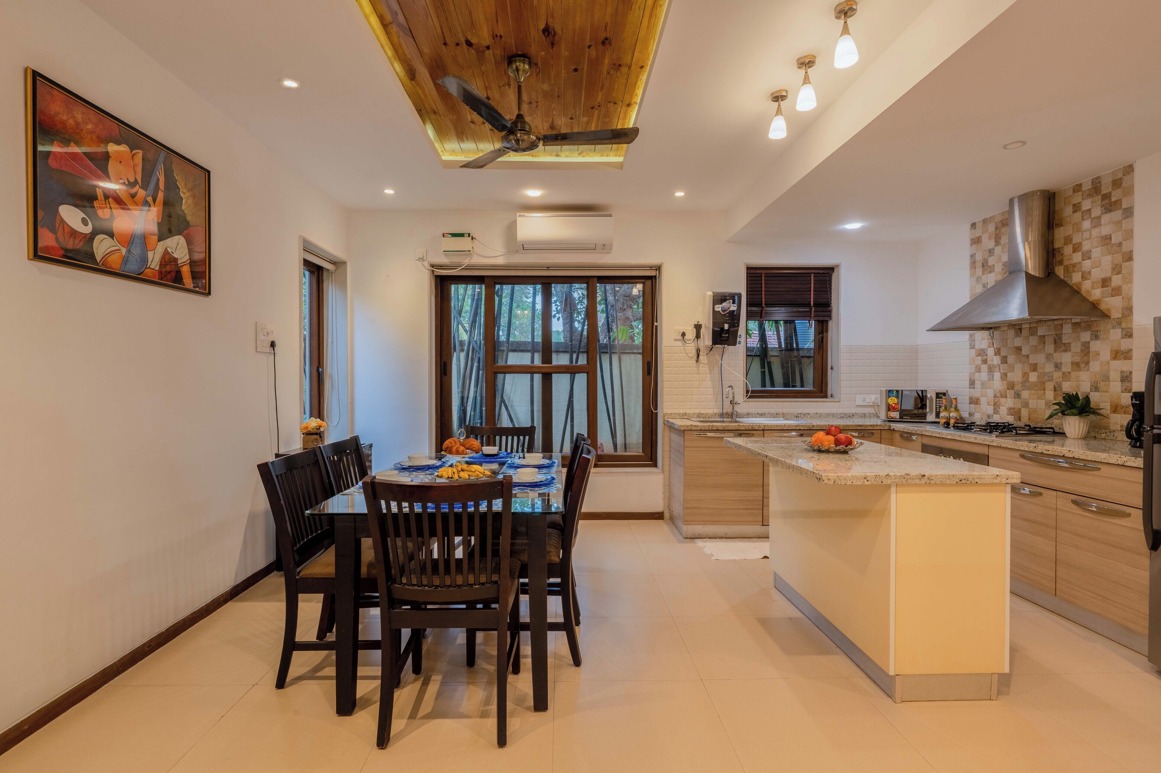 Villa, 3 Bedrooms, Pool View, Beachside | Dining