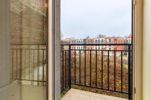 Apartamento clássico, sacada | Parte interna