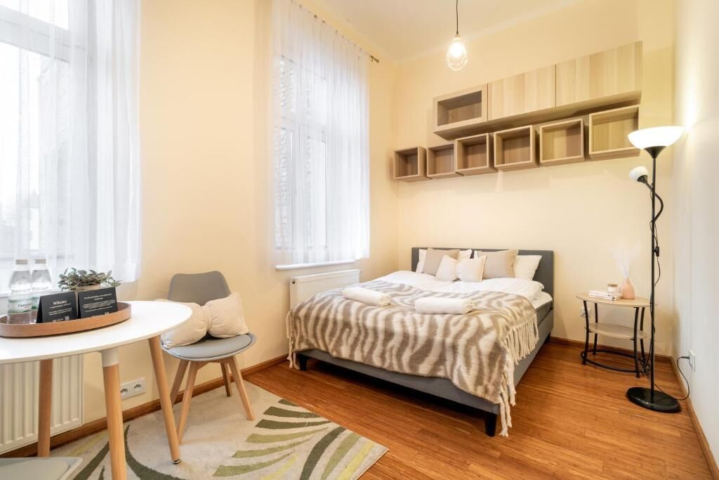 Apartamento clássico, sacada