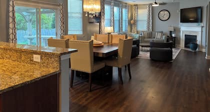 Spacious 5-BR Retreat in Simpsonville, SC – Perfect for Gatherings & Getaways