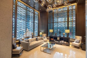 Lobby - Luxury Apt with Gym & Pool (New York, NY)