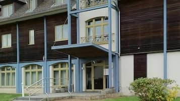 Fachada de la propiedad