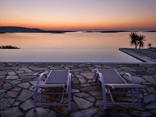 Seafront Villa Elia -Island Living-