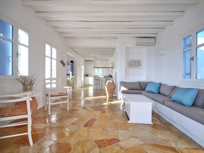 TV, offices - Seafront Villa Thea -Island Living- (Paros)