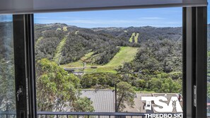 Interior - Black Bear 402 - Central Village (Thredbo)