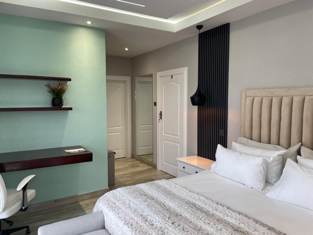 1 slaapkamer, een strijkplank/strijkijzer, wifi, beddengoed