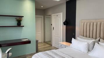 1 slaapkamer, een strijkplank/strijkijzer, wifi, beddengoed