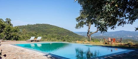 Una piscina climatizada
