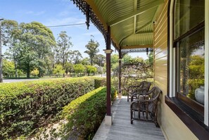 Terrace/patio - No 52 Bowral - Sir Donald Bradman`s Childhood Home (Bowral)