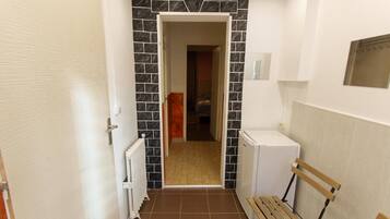 Comfort Double Room, Patio, Garden View | Interior