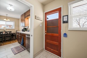 Private kitchen - Shiloh Retreat: A Restful Escape in Grand Junction (Grand Junction)