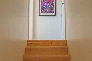 Interior - Deluxe Suite (River and City View) (Porto)