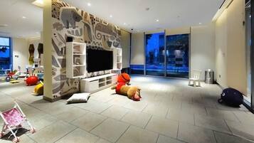 Innen-Kinderspielplatz