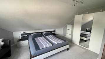 1 Schlafzimmer, Bügeleisen/Bügelbrett, WLAN, Bettwäsche
