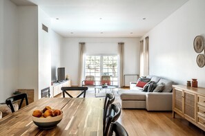 Living area - Villa in Azeitao w Pool and Garden  (Setubal)