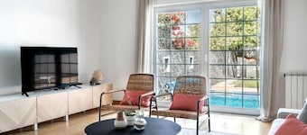 Villa in Azeitao w Pool and Garden