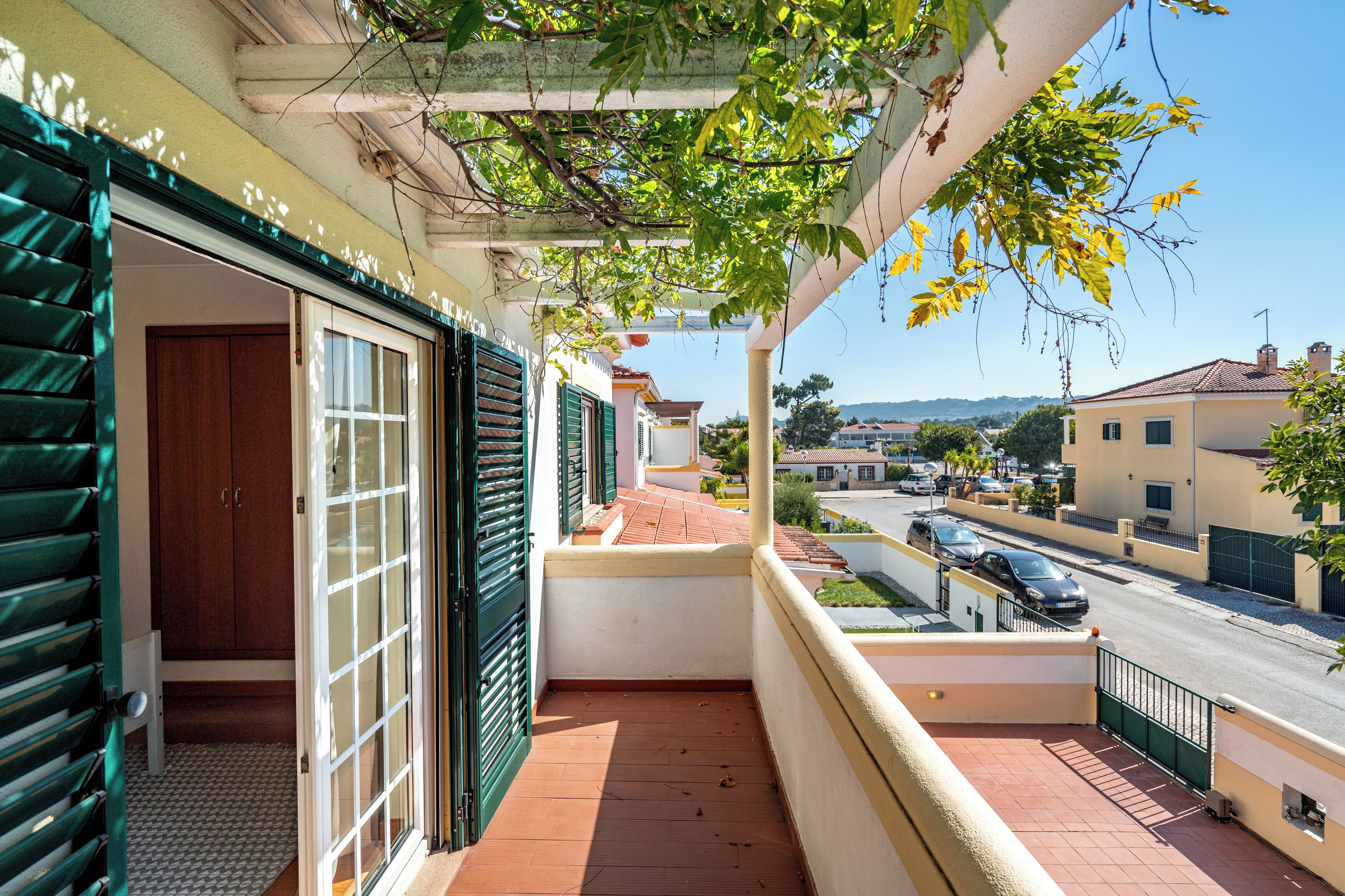 Villa familiar, vistas a la piscina | Jardines del alojamiento