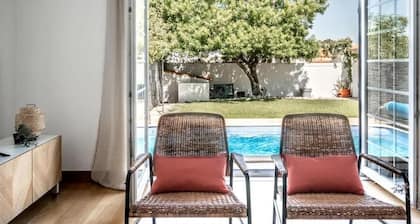 Villa in Azeitao w Pool and Garden