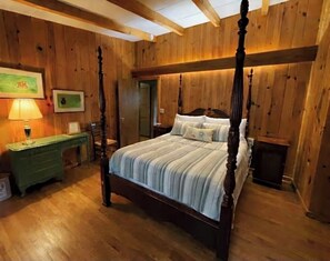 5 slaapkamers, een strijkplank/strijkijzer, internet, beddengoed