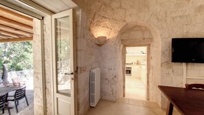 Frigorifero, microonde, forno, lavastoviglie
