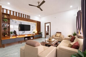 Living area - Hill View Comforts (Mysore)