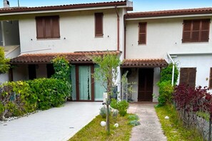 Exterior - M453 - Marcelli, comfortable two-room apartment with garden (Marcelli)