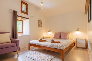 2 bedrooms, bed sheets