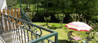 Country House (Motorcyclists Welcome) 50 m from the Dordogne River