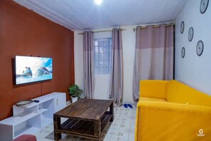 Living area - Stone Hut Kenya (Nyeri)