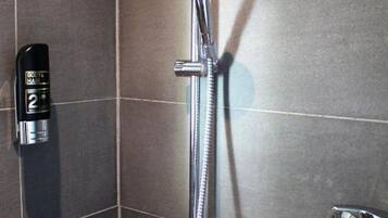 Apartment | Bathroom