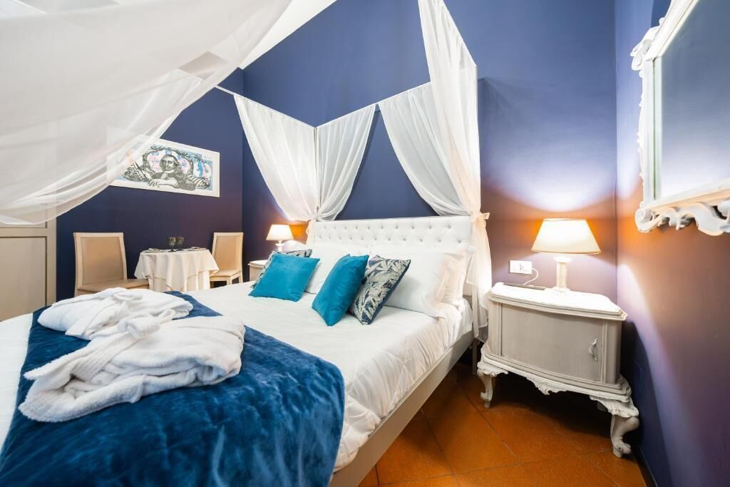 Superior tweepersoonskamer, 1 queensize bed, uitzicht op zwembad