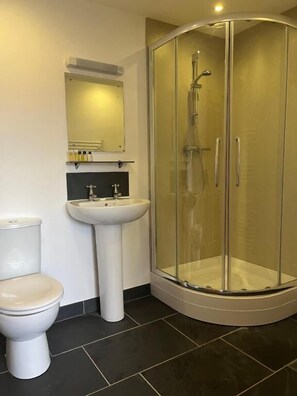 Chambre Double | Salle de bain