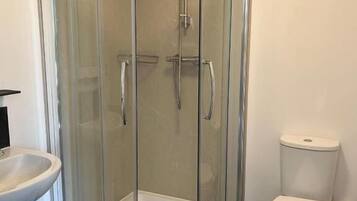 Double Room | Bathroom