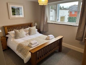 Double Room | Iron/ironing board, free WiFi - The Temple Bar Inn (Hereford)
