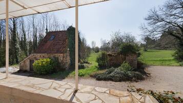 Jardines del alojamiento