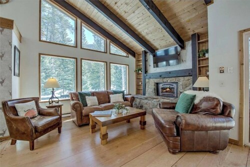 4-bedroom house with Hottub in charming Breckenridge