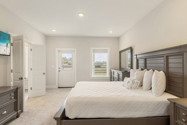 3 bedrooms, iron/ironing board, free WiFi - Seagate at Clara Beach Getaway | 3 Bedrooms • Sleeps 6 (Panama City Beach)