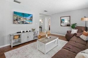 Smart TV - Pet Friendly Tampa Pool Home w/Game Room (Tampa)