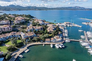 Marina - Darsena View - loft with panoramic harbor views (Olbia)
