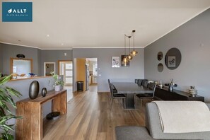 Interior - 3-bedroom house in charming Njardvik close to the airport awaits you (reykjanesbaer)