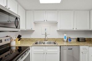 公寓客房, 多張床 (Phoenix 6 909) | 私人廚房