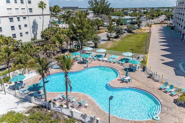 Pool - Sunset Vistas Getaway (Treasure Island)
