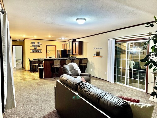 Closest Stay to the Paul Ice Boat Ramp - Sleeps 8