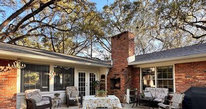 Nestled Under Patriarch Oaks by Pond & Park, Natural Feel, Central Location.